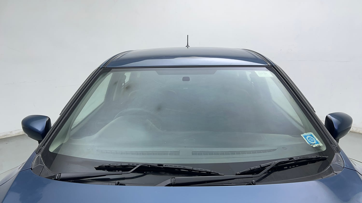 Used 2018 Maruti Suzuki Baleno Delta 1.3 Diesel Manual exterior FRONT WINDSHIELD VIEW