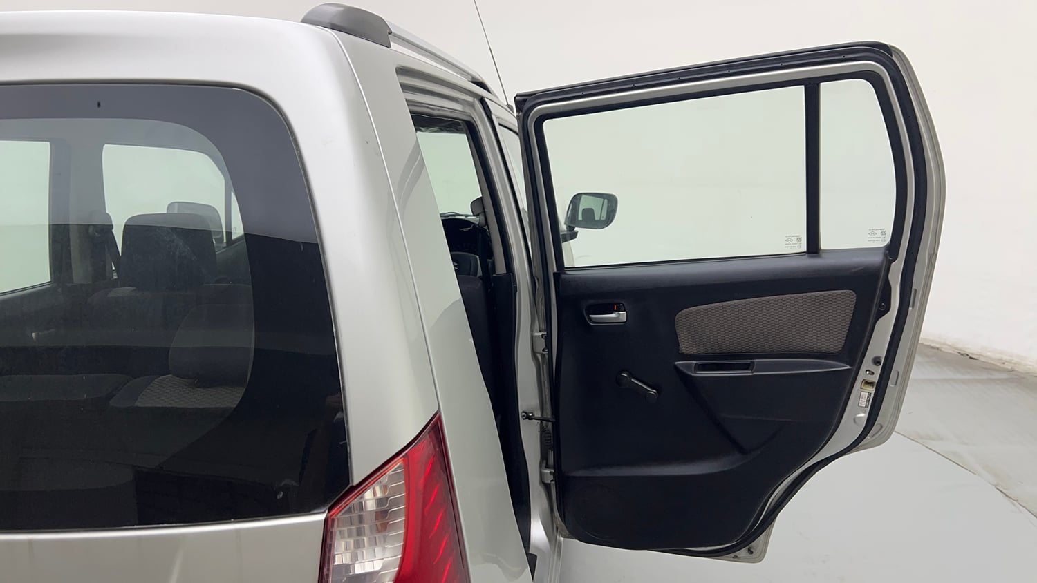 Used 2013 Maruti Suzuki Wagon R LXI Petrol Manual interior RIGHT REAR DOOR OPEN VIEW
