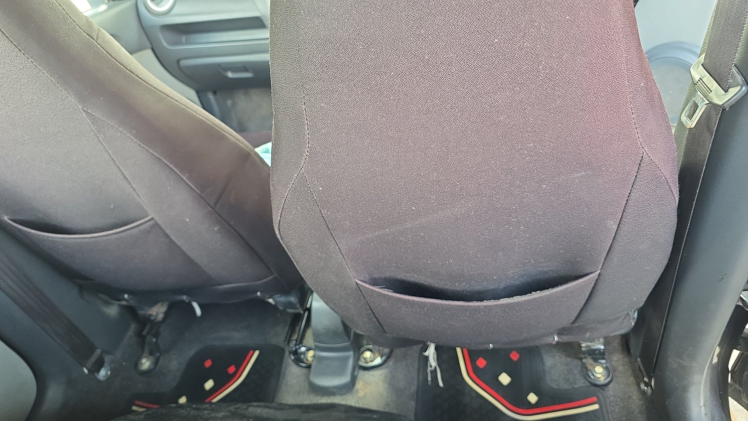 Used 2019 Maruti Suzuki Alto 800 LXi Petrol Manual top_features Front seat pockets