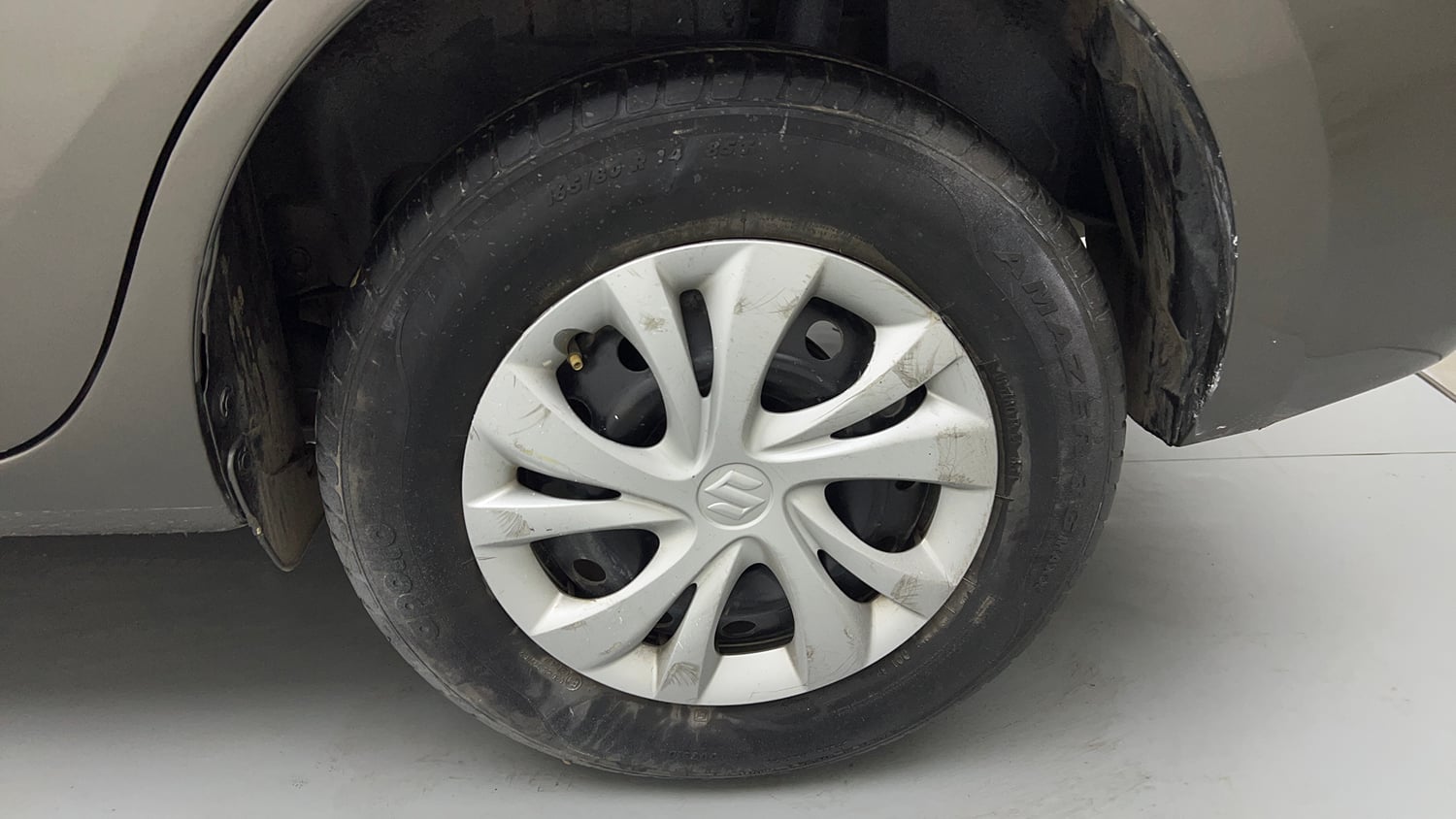 Used 2019 Maruti Suzuki Dzire VXi Petrol Manual tyres LEFT REAR TYRE RIM VIEW