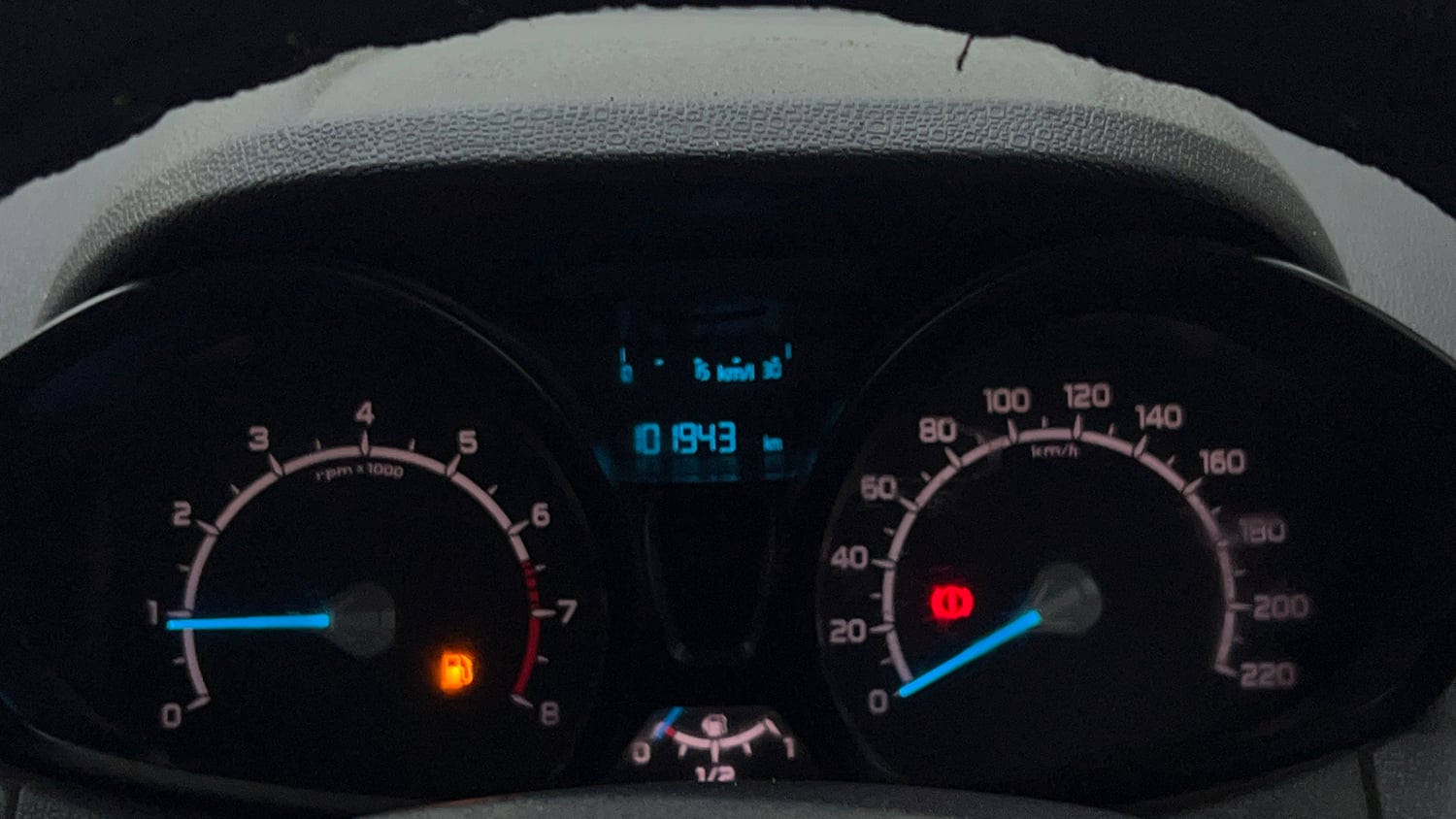 Used 2016 Ford EcoSport Trend 1.5L Ti-VCT Petrol Manual interior CLUSTERMETER VIEW