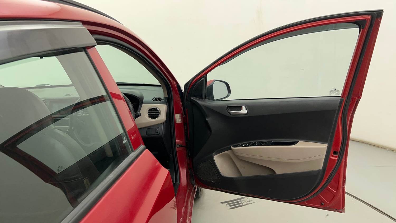 Used 2018 Hyundai Grand i10 Sportz 1.2 Kappa VTVT Petrol Manual interior RIGHT FRONT DOOR OPEN VIEW