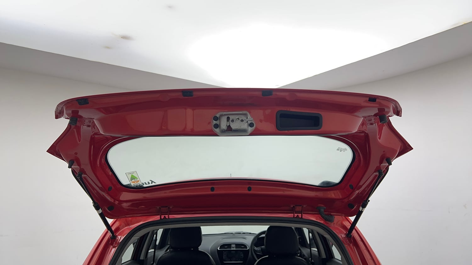 Used 2022 Tata Tiago XT Petrol Manual interior DICKY DOOR OPEN VIEW