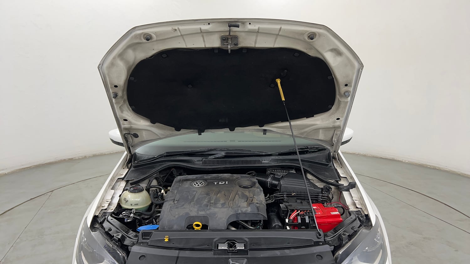Used 2019 Volkswagen Vento Highline 1.5 (D) Diesel Manual engine ENGINE & BONNET OPEN FRONT VIEW