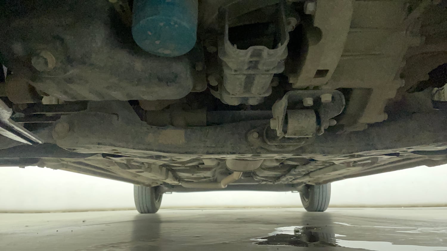 Used 2019 Hyundai Grand i10 Magna 1.2 Kappa VTVT Petrol Manual extra FRONT LEFT UNDERBODY VIEW