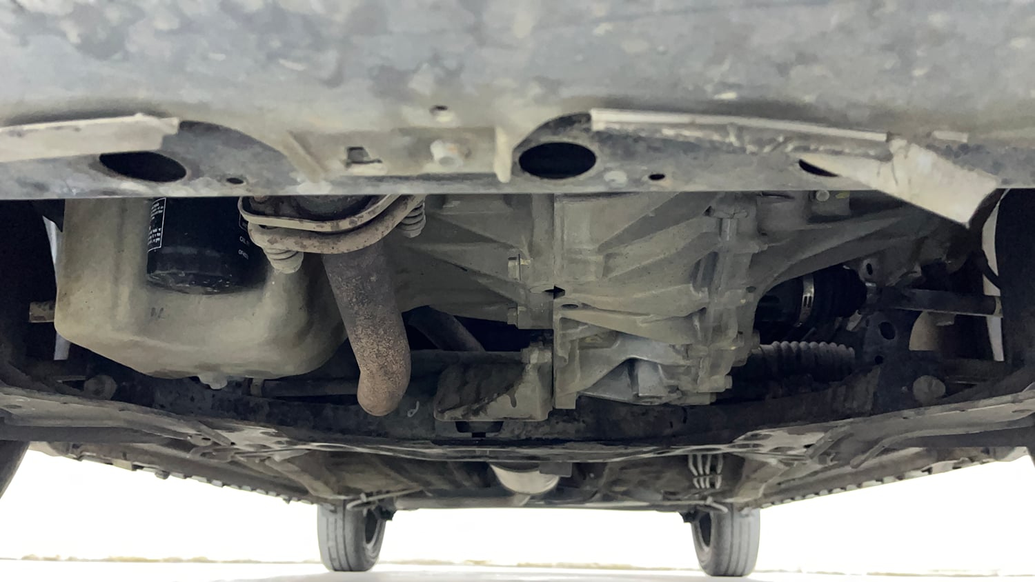 Used 2022 Maruti Suzuki Ignis Delta 1.2 AMT Petrol Automatic extra FRONT LEFT UNDERBODY VIEW