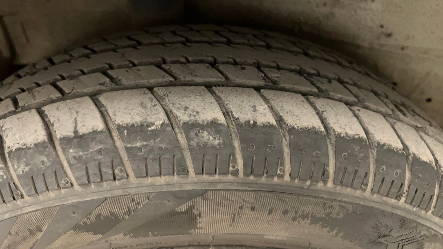 Used 2018 Maruti Suzuki Celerio VXi CNG Cng Manual tyres RIGHT REAR TYRE TREAD VIEW