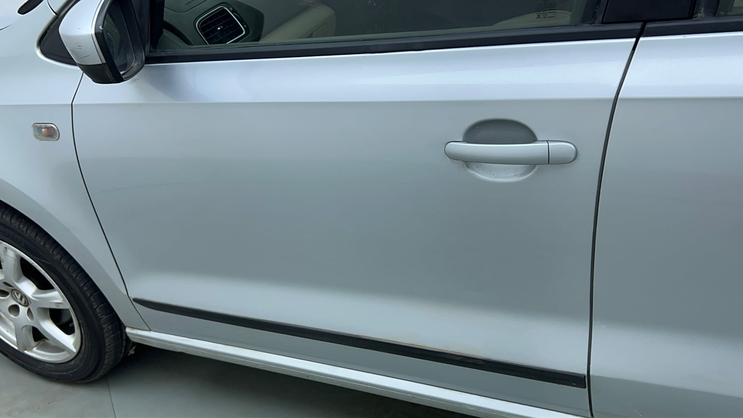 Used 2014 Volkswagen Vento Highline Petrol Petrol Manual dents MINOR SCRATCH
