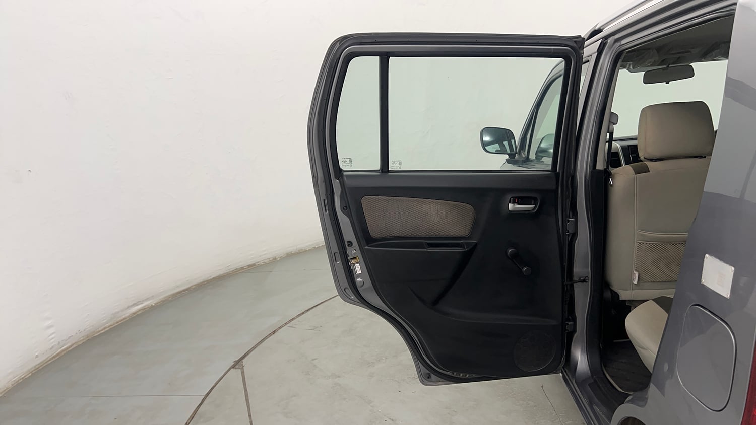 Used 2013 Maruti Suzuki Wagon R LXI CNG Cng Manual interior LEFT REAR DOOR OPEN VIEW