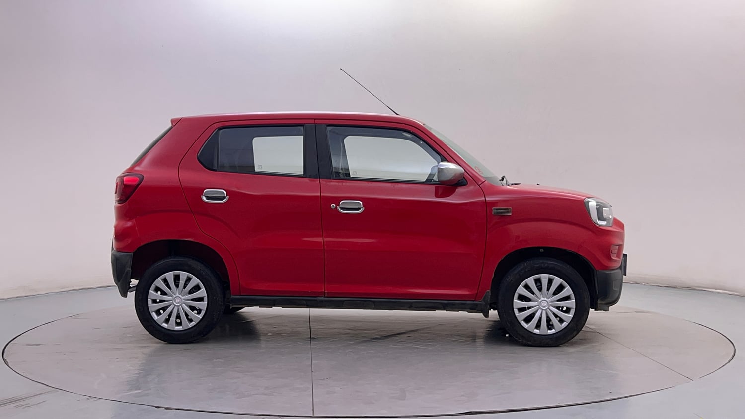 Used 2021 Maruti Suzuki S-Presso VXi Plus Petrol Manual exterior RIGHT SIDE VIEW
