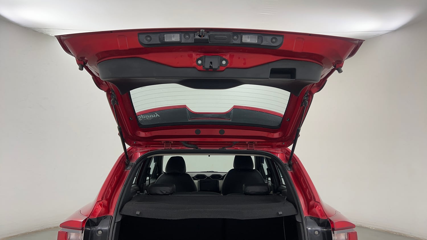 Used 2022 Nissan Magnite XV Executive Petrol Manual interior DICKY DOOR OPEN VIEW