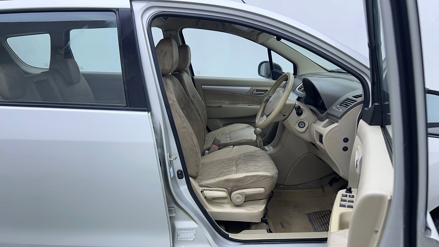 Used 2015 Maruti Suzuki Ertiga ZXi Petrol Manual interior RIGHT SIDE FRONT DOOR CABIN VIEW