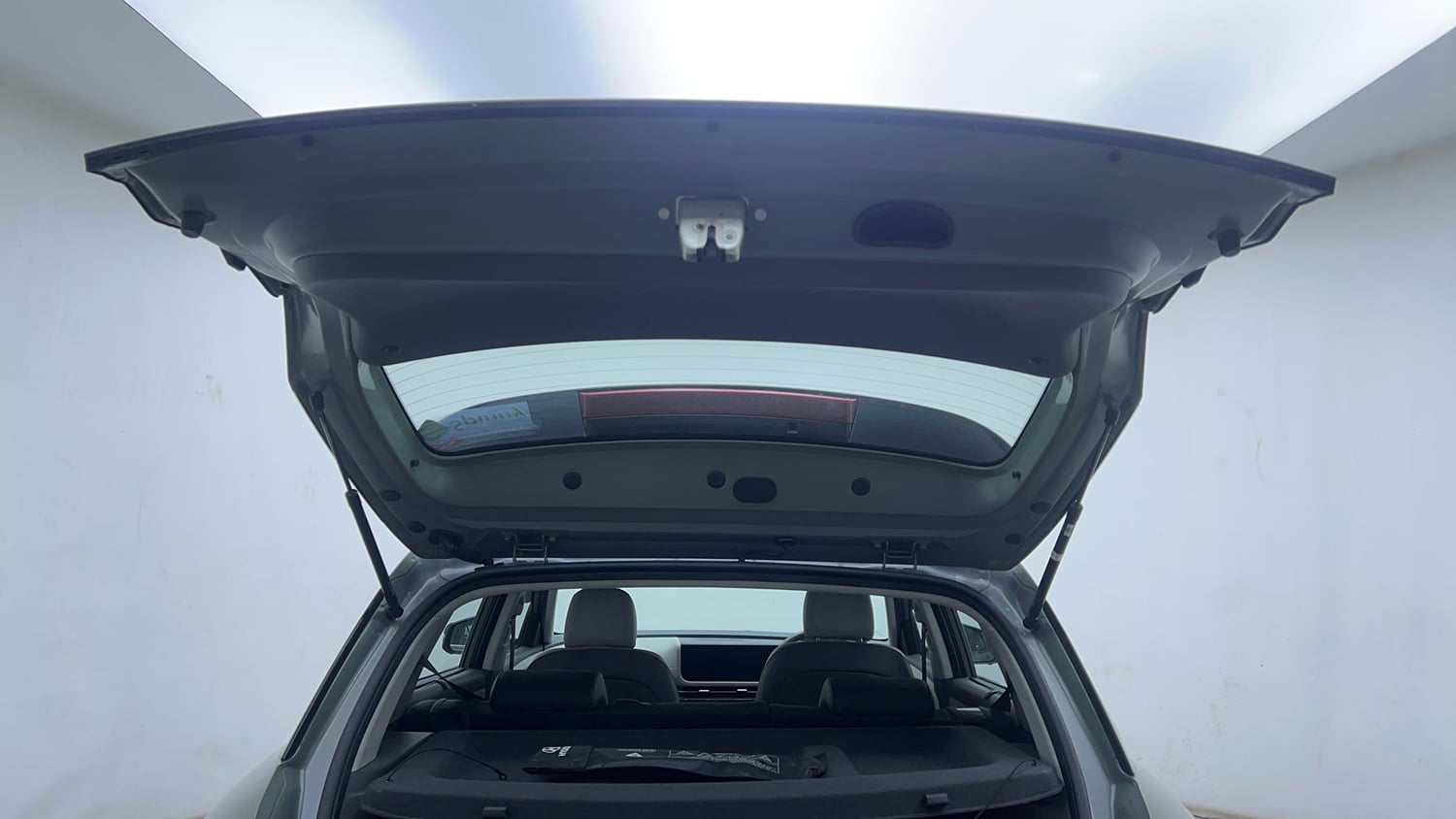 Used 2025 Hyundai Creta 1.5 MPi Petrol IVT SX(O) Petrol Automatic interior DICKY DOOR OPEN VIEW
