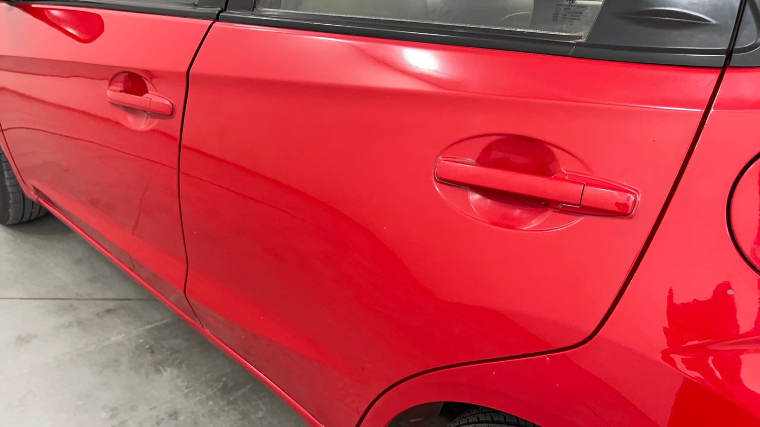 Used 2014 Honda Brio EX MT Petrol Manual dents MINOR SCRATCH