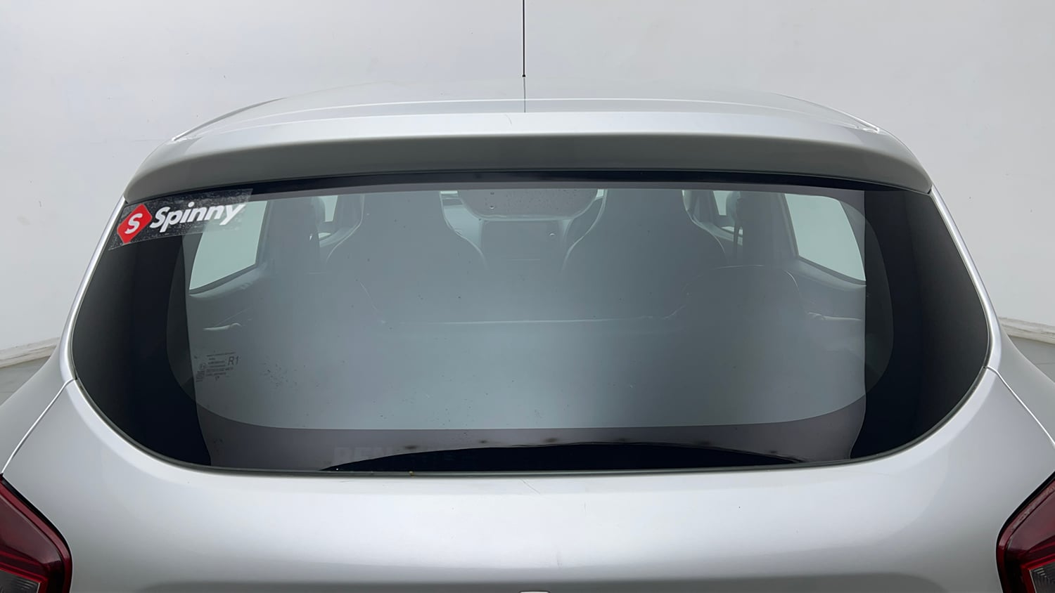 Used 2022 Renault Kwid RXT 1.0 (O) Petrol Manual exterior BACK WINDSHIELD VIEW