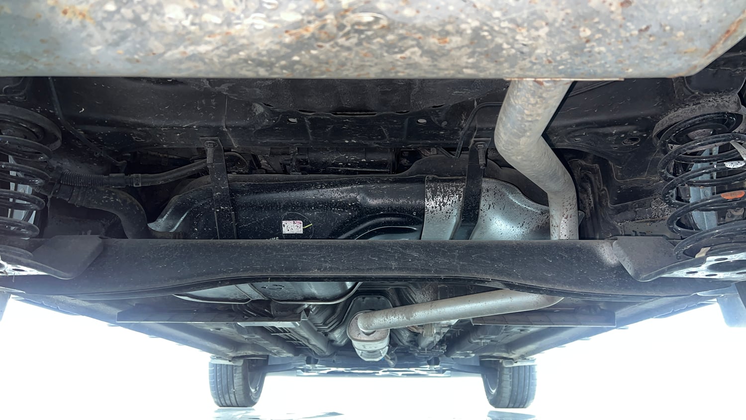 Used 2024 Kia Seltos GTX Plus 1.5 Turbo Petrol DCT Petrol Automatic extra REAR UNDERBODY VIEW (TAKEN FROM REAR)