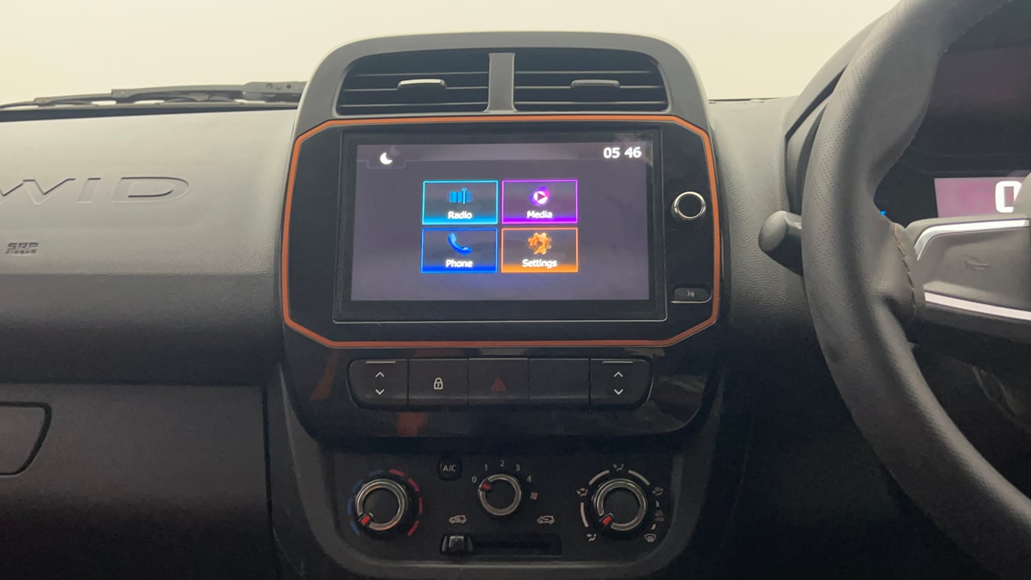 Used 2021 Renault Kwid CLIMBER 1.0 Opt Petrol Manual top_features Integrated (in-dash) music system