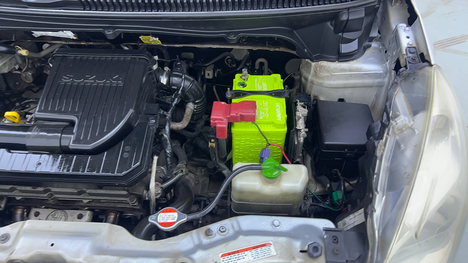 Used 2015 Maruti Suzuki Ertiga ZXi Petrol Manual engine ENGINE LEFT SIDE VIEW