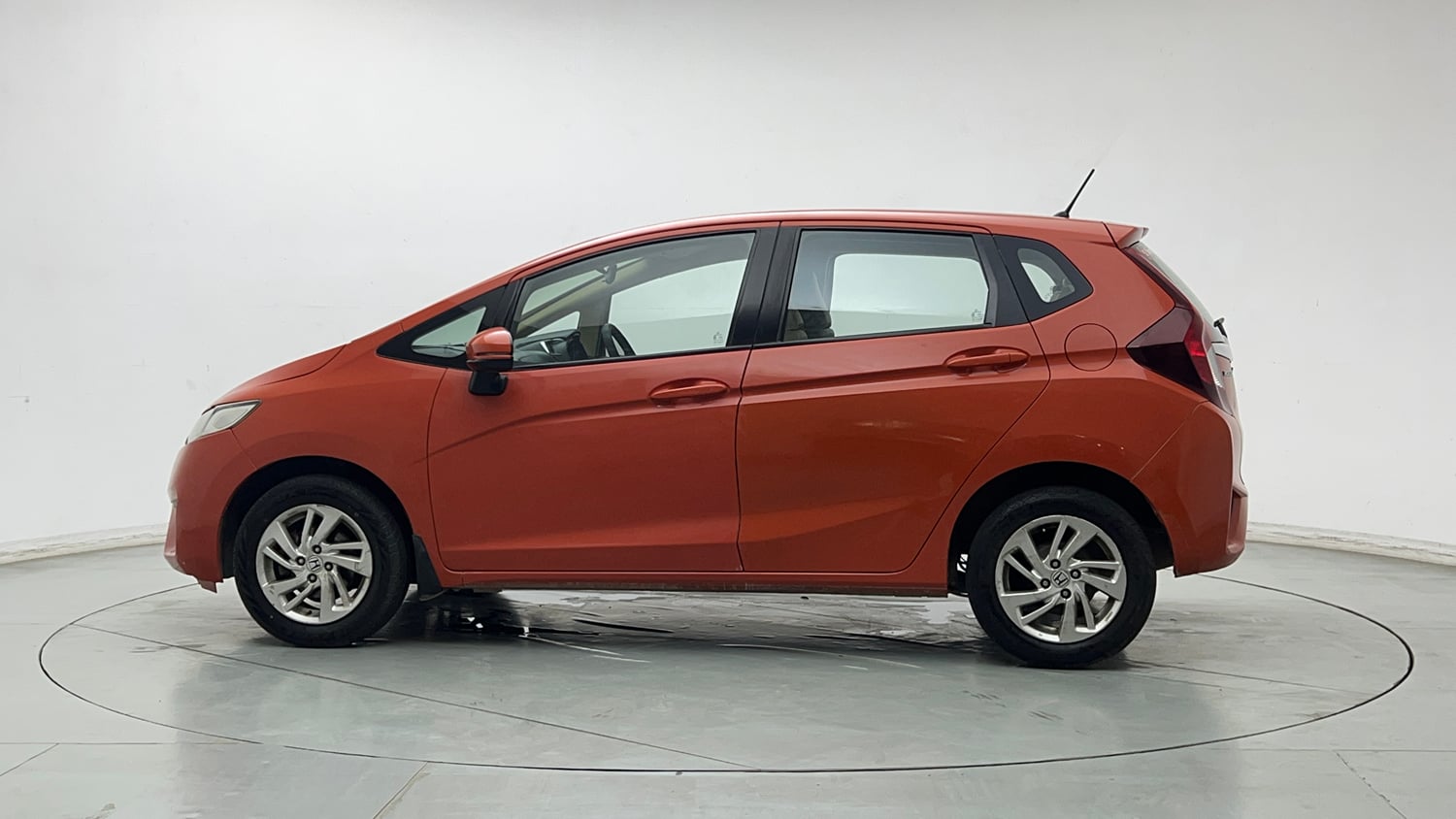 Used 2017 Honda Jazz V AT Petrol Petrol Automatic exterior LEFT SIDE VIEW