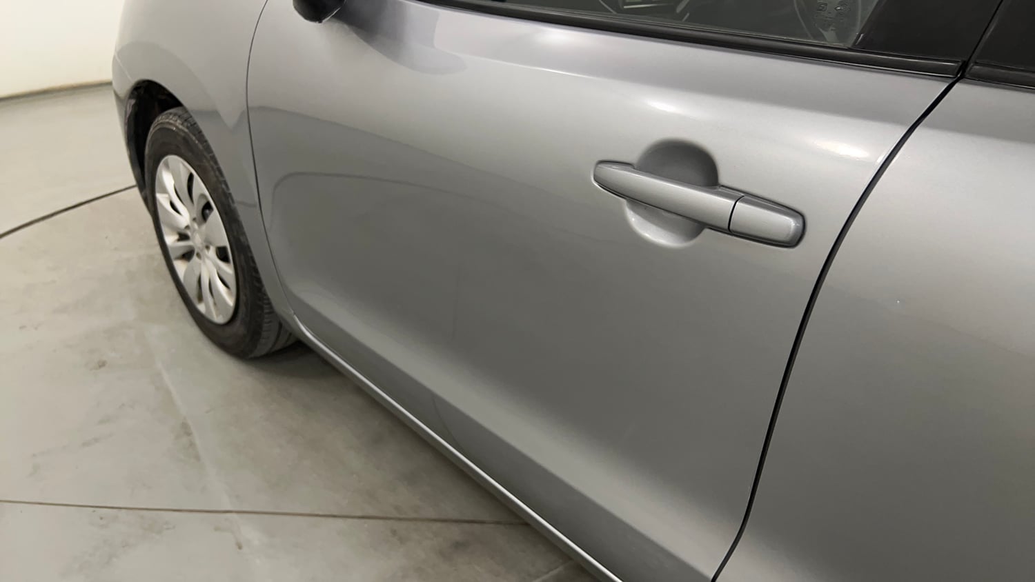 Used 2017 Maruti Suzuki Baleno Delta 1.2 AT Petrol Automatic dents MINOR SCRATCH