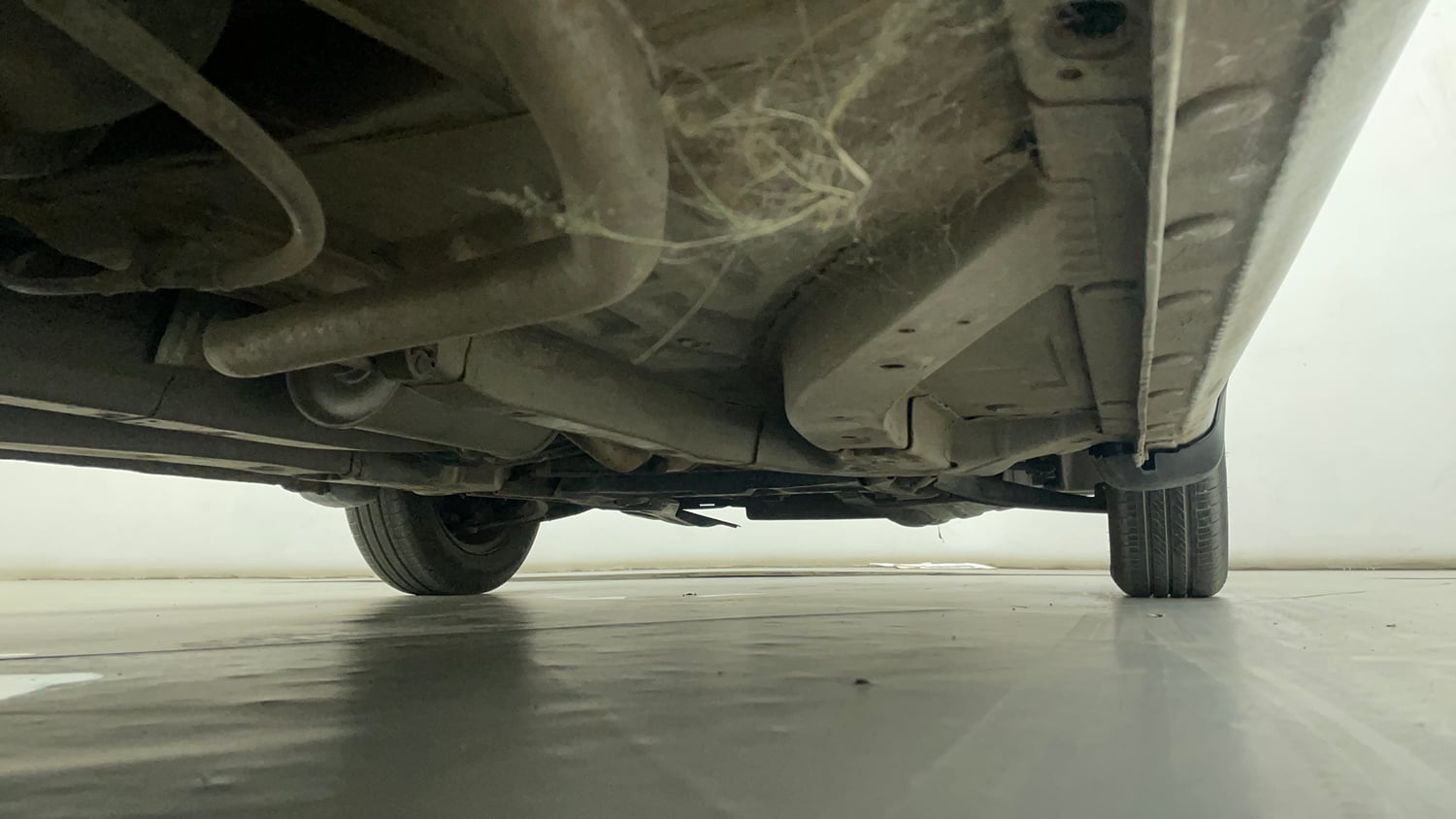 Used 2014 Honda Brio S MT Petrol Manual extra REAR RIGHT UNDERBODY VIEW