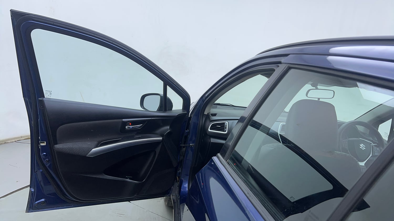 Used 2018 Maruti Suzuki S-Cross Zeta 1.3 Diesel Manual interior LEFT FRONT DOOR OPEN VIEW