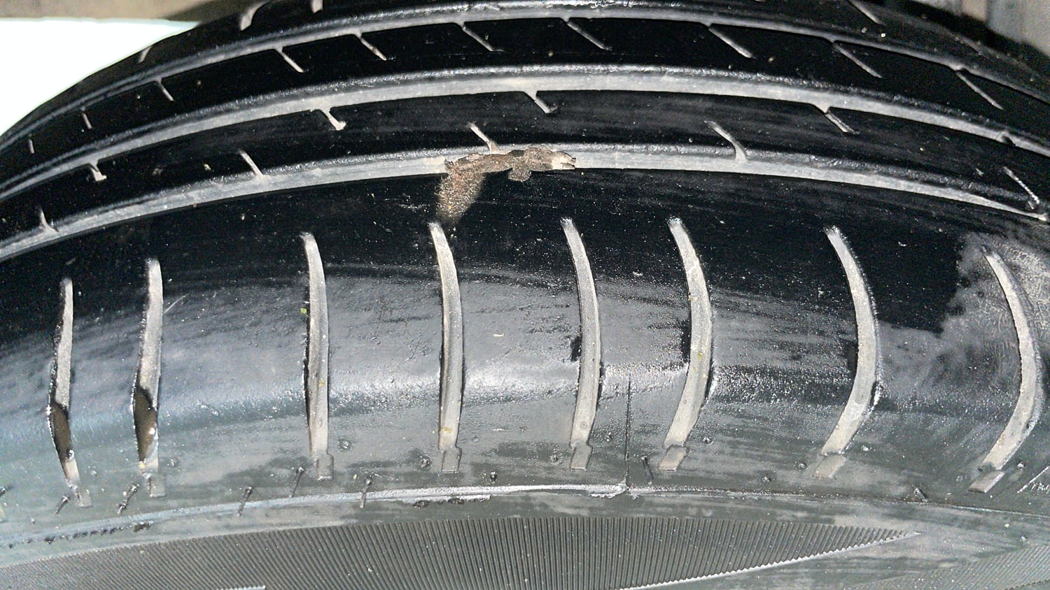 Used 2018 Renault Kwid 1.0 RXT Petrol Manual tyres RIGHT REAR TYRE TREAD VIEW