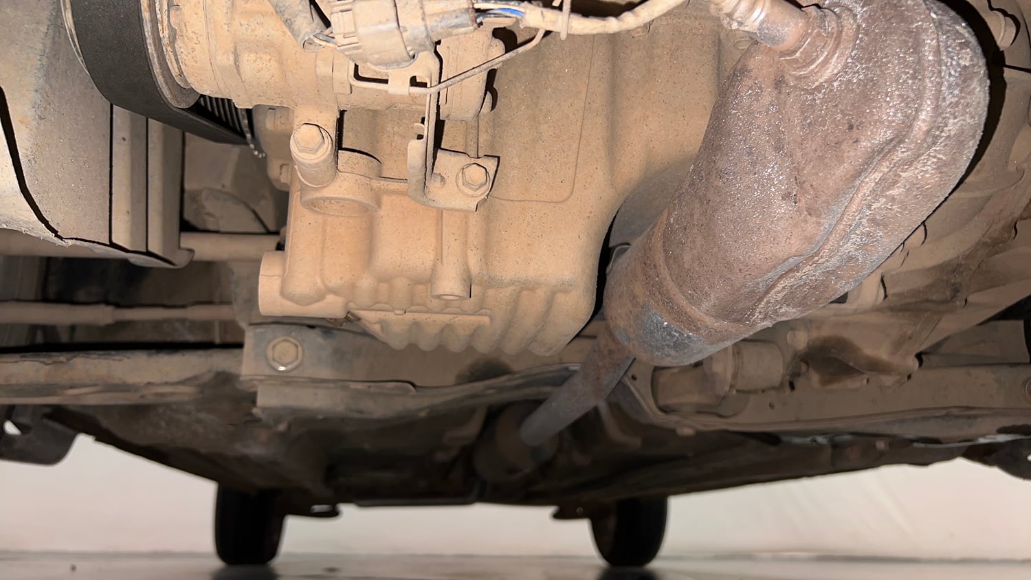 Used 2014 Toyota Etios G Petrol Manual extra FRONT LEFT UNDERBODY VIEW