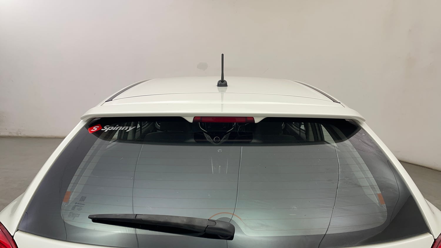 Used 2017 Maruti Suzuki Baleno Delta 1.2 Petrol Manual exterior BACK WINDSHIELD VIEW