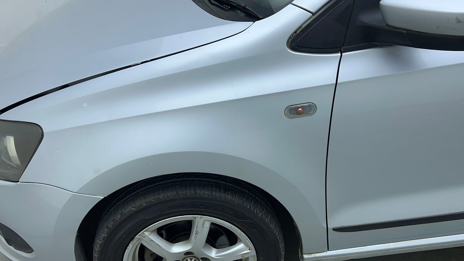 Used 2014 Volkswagen Vento Highline Petrol Petrol Manual dents MINOR SCRATCH