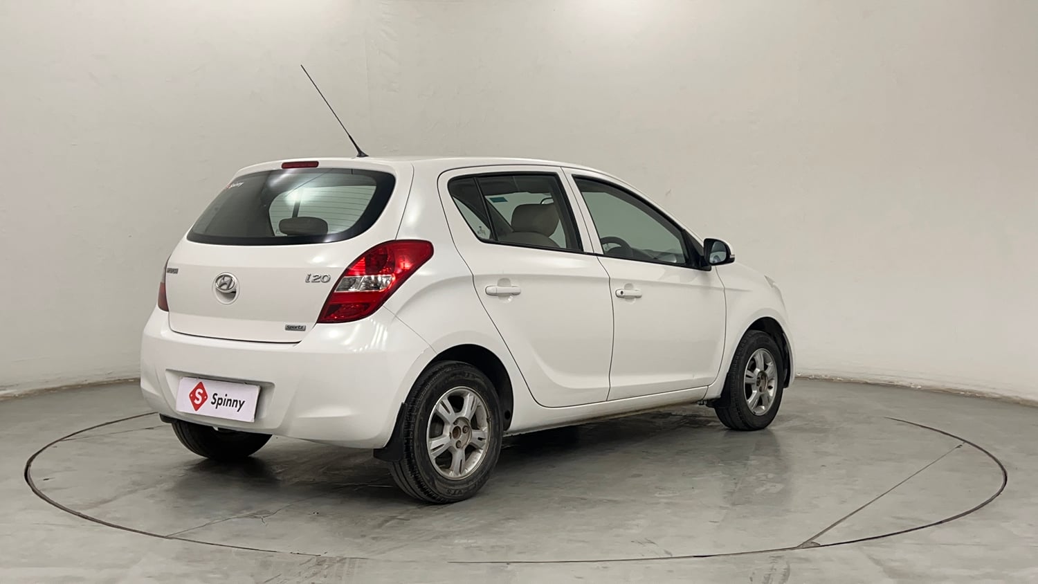 Used 2012 Hyundai i20 Sportz 1.2 BS-IV Petrol Manual exterior RIGHT REAR CORNER VIEW