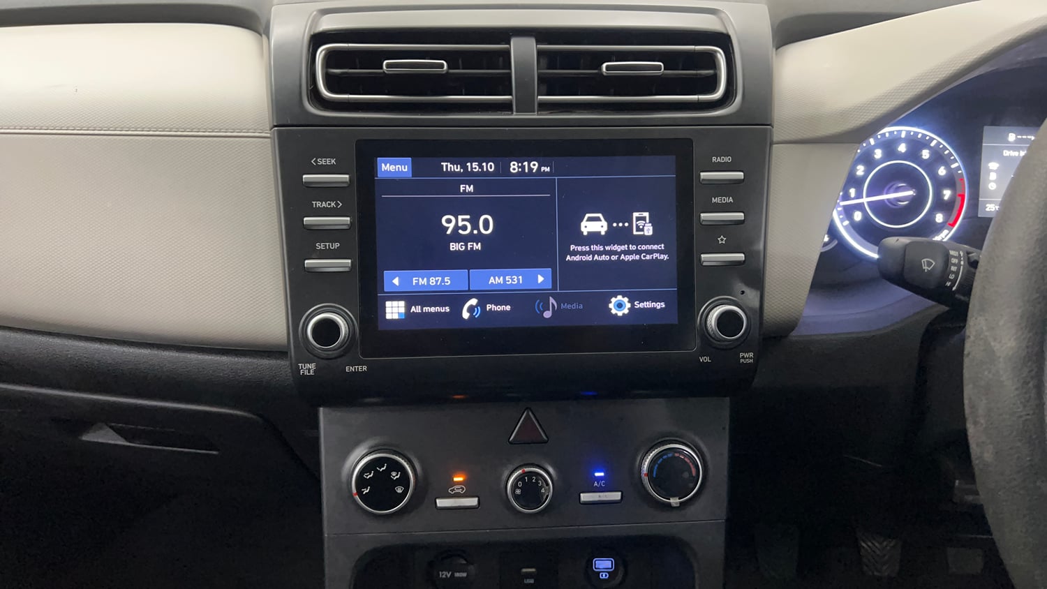 Used 2022 Hyundai Creta EX 1.5 Petrol Petrol Manual interior MUSIC SYSTEM & AC CONTROL VIEW
