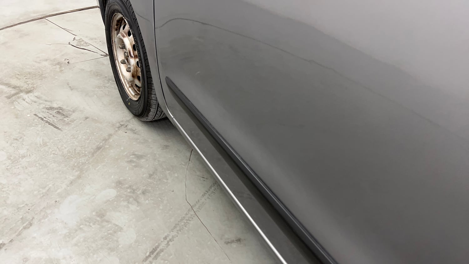 Used 2013 Maruti Suzuki Wagon R LXI CNG Cng Manual dents MINOR DENT