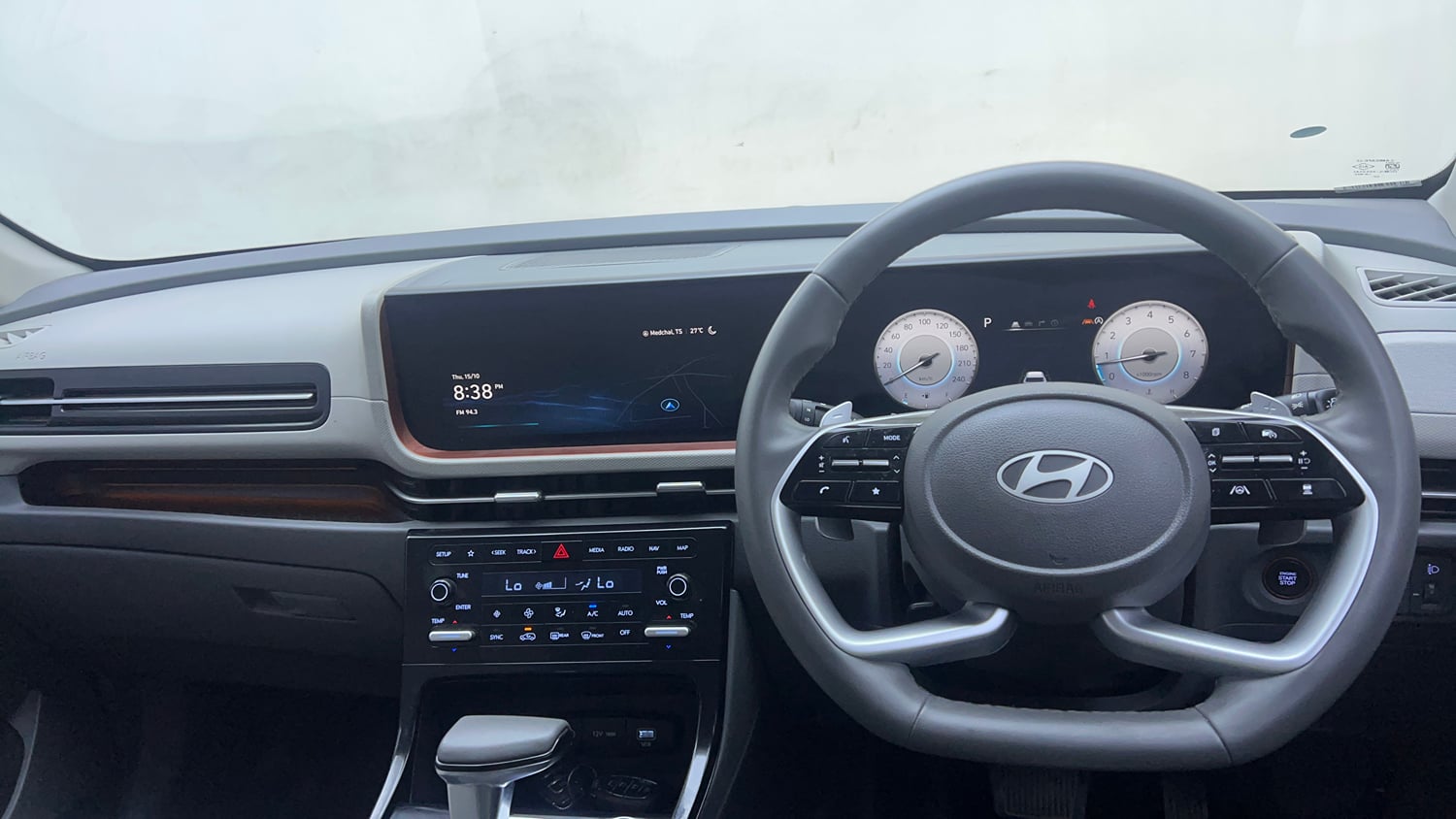 Used 2024 Hyundai Creta 1.5 Turbo Petrol DCT SX(O) Petrol Automatic interior DASHBOARD VIEW