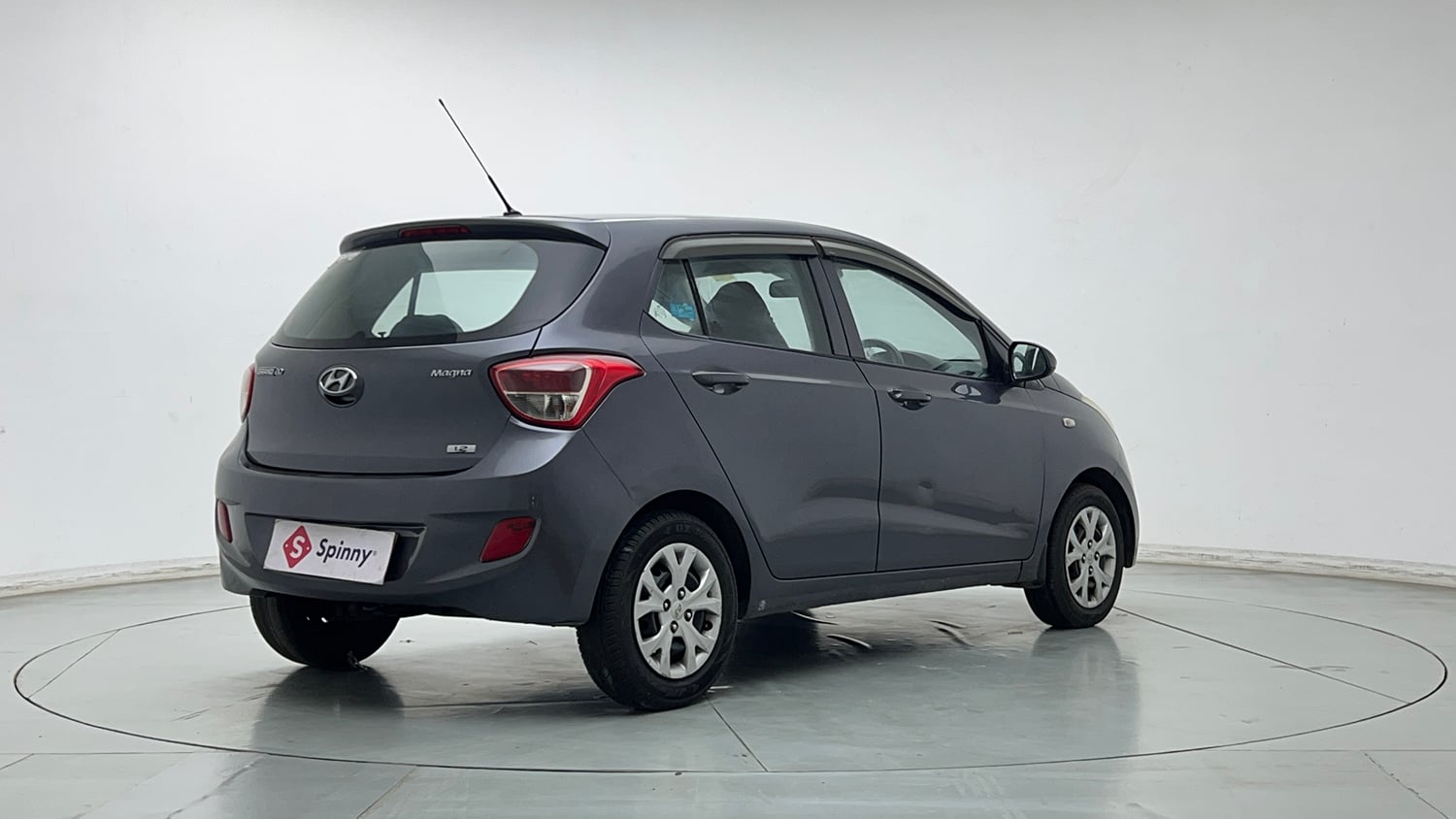 Used 2015 Hyundai Grand i10 Magna 1.2 Kappa VTVT Petrol Manual exterior RIGHT REAR CORNER VIEW