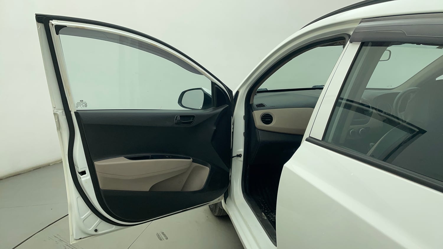 Used 2019 Hyundai Grand i10 Magna 1.2 Kappa VTVT Petrol Manual interior LEFT FRONT DOOR OPEN VIEW
