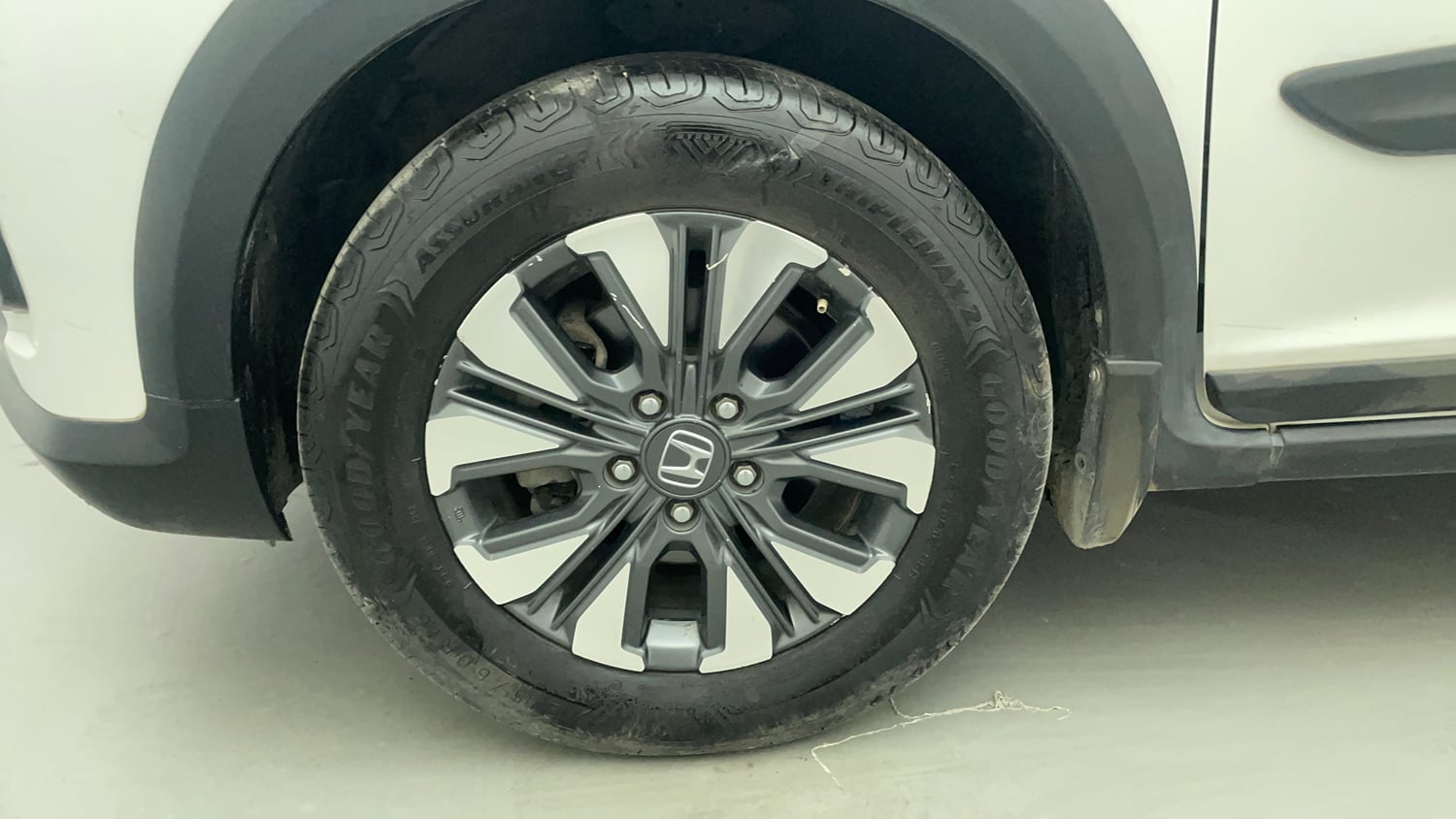 Used 2021 Honda WR-V SV MT Diesel Diesel Manual tyres LEFT FRONT TYRE RIM VIEW