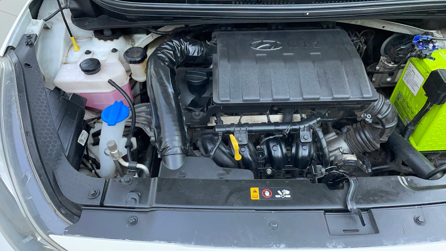 Used 2022 Hyundai Grand i10 Nios Magna 1.2 Kappa VTVT Petrol Manual engine ENGINE RIGHT SIDE VIEW
