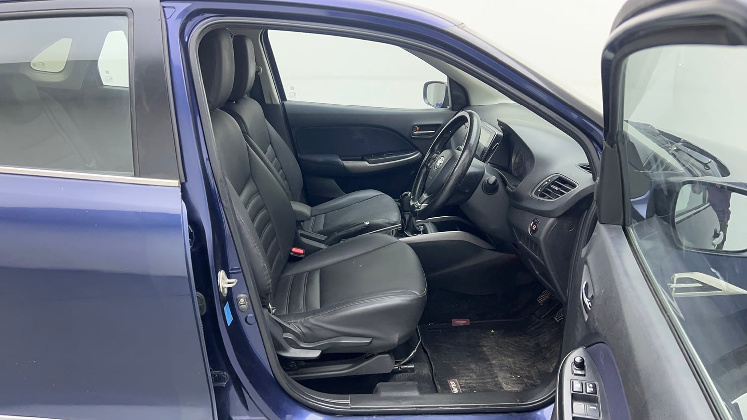 Used 2020 Toyota Glanza G Petrol Manual interior RIGHT SIDE FRONT DOOR CABIN VIEW