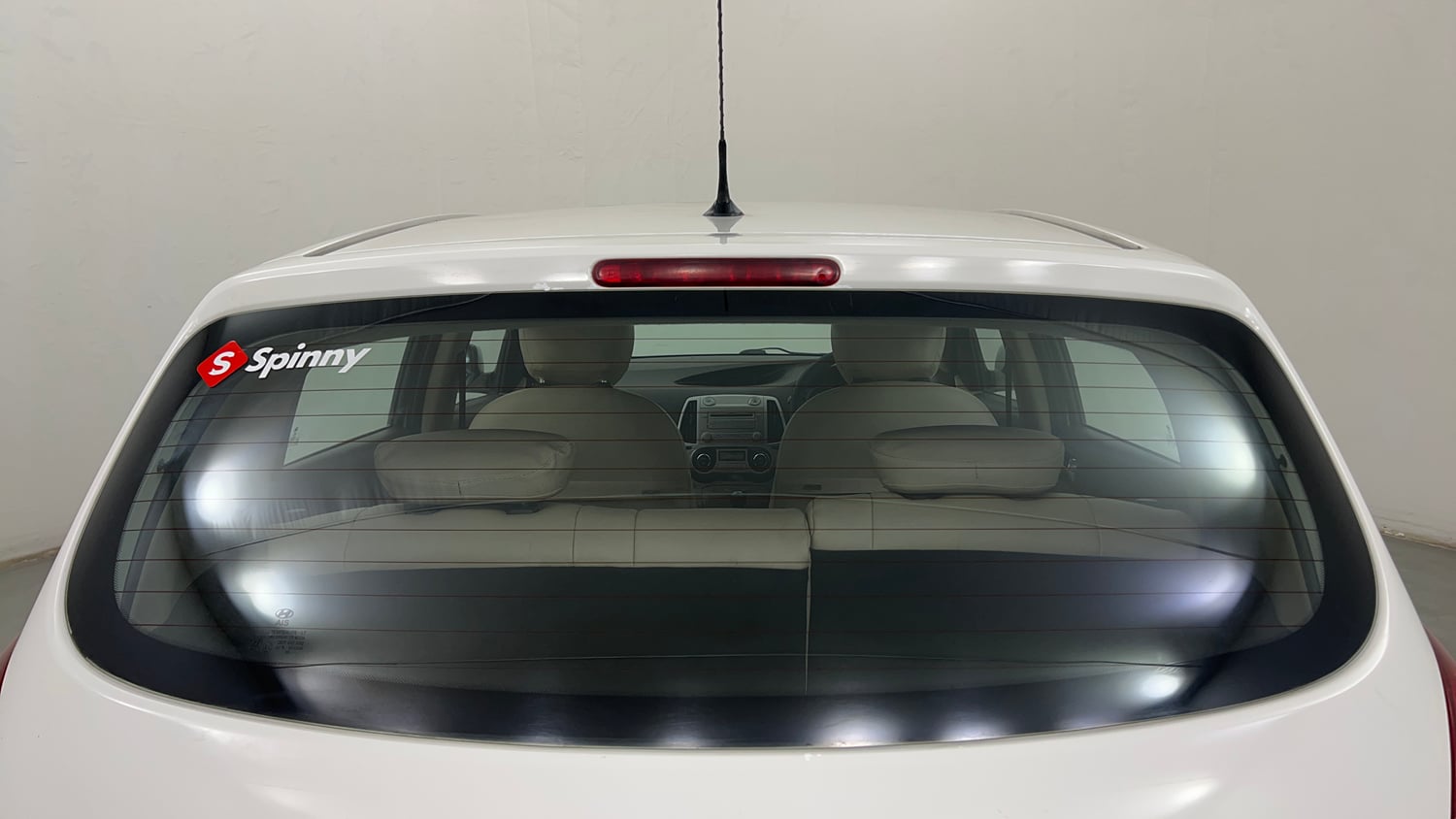 Used 2012 Hyundai i20 Sportz 1.2 BS-IV Petrol Manual exterior BACK WINDSHIELD VIEW