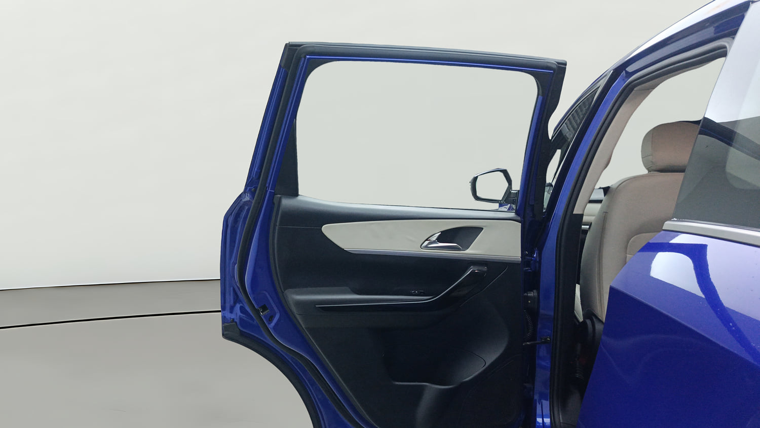 Used 2022 Mahindra XUV700 AX 7 Petrol AT 7 STR Petrol Automatic interior LEFT REAR DOOR OPEN VIEW