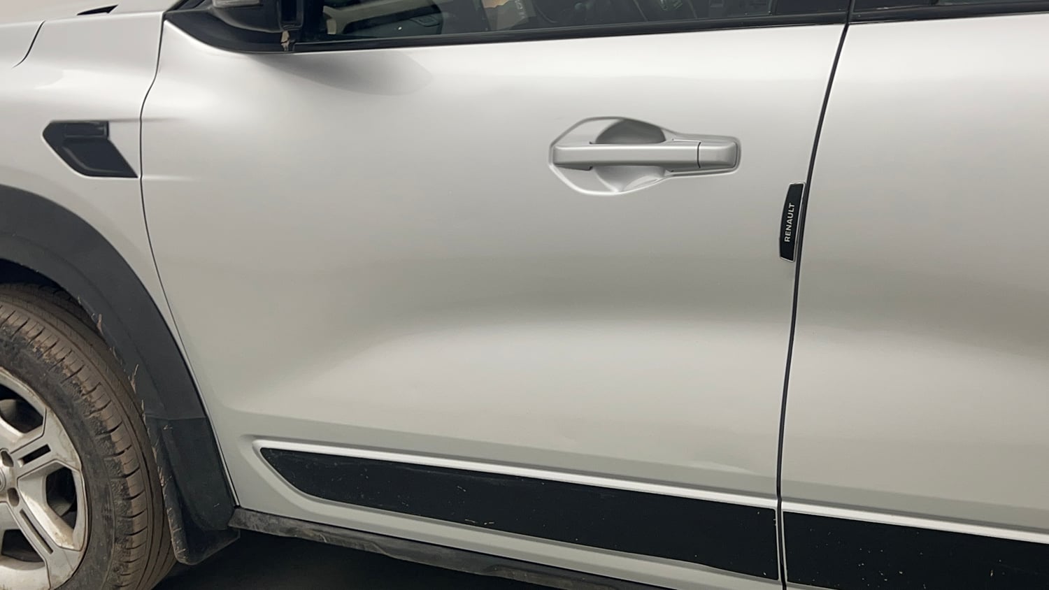 Used 2022 Renault Kiger RXT MT Petrol Manual dents MINOR DENT
