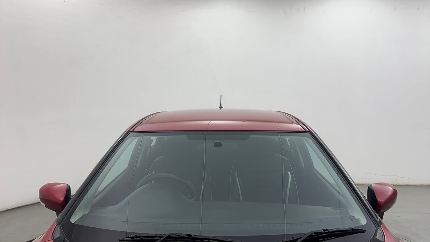 Used 2019 Maruti Suzuki Baleno Delta Petrol Manual exterior FRONT WINDSHIELD VIEW