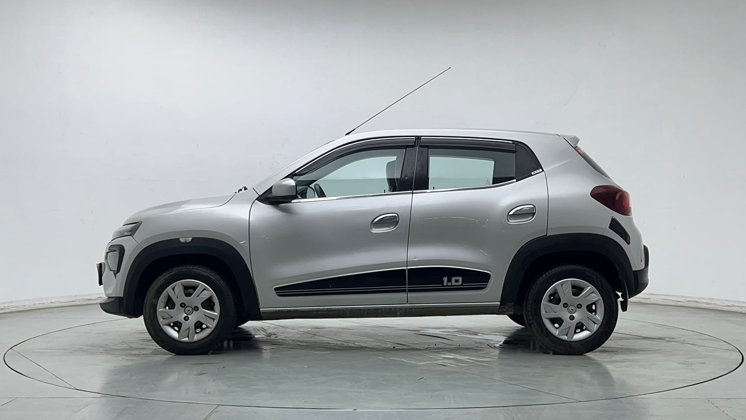 Used 2022 Renault Kwid RXT 1.0 (O) Petrol Manual exterior LEFT SIDE VIEW