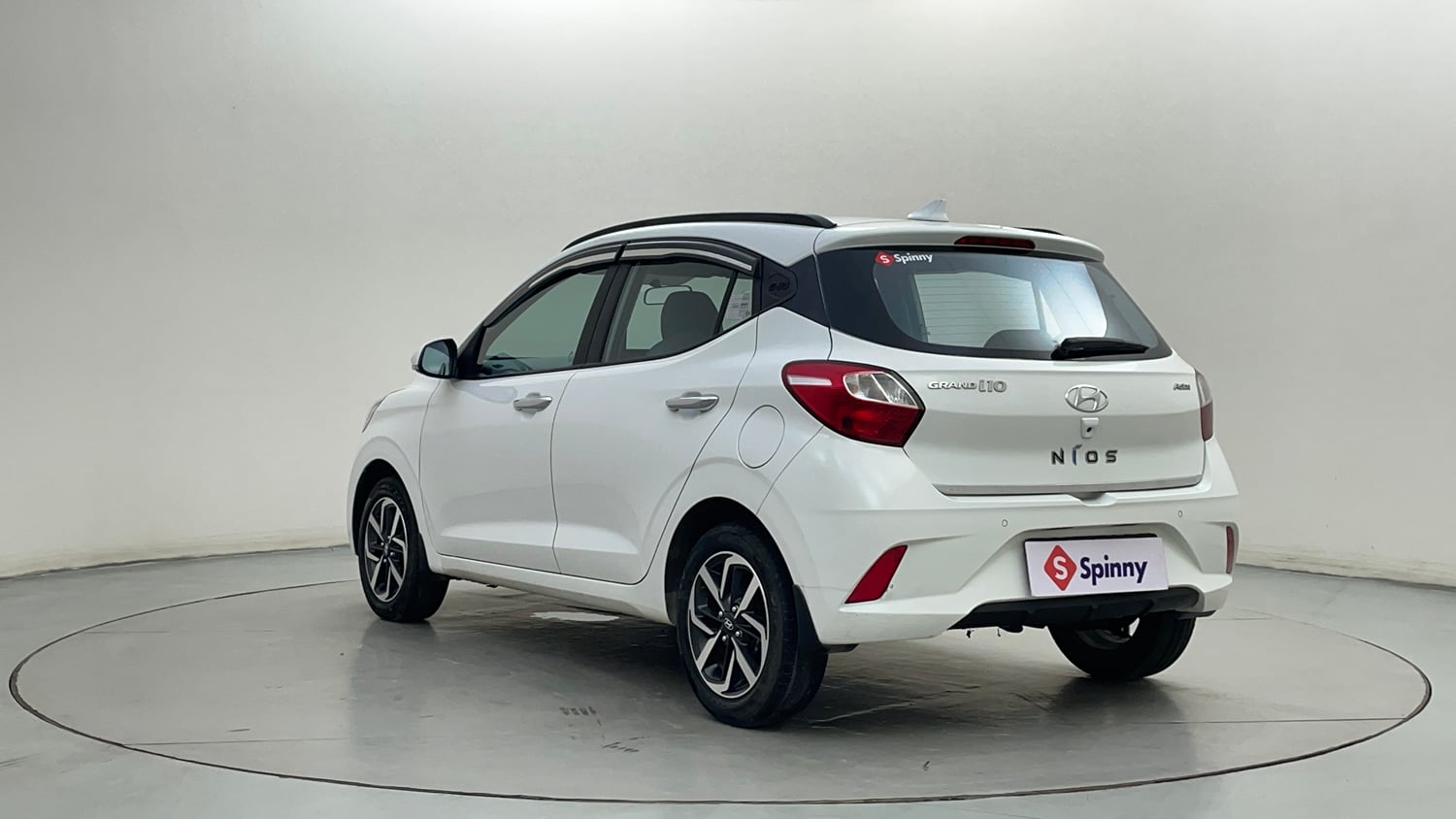Used 2022 Hyundai Grand i10 Nios Asta AMT 1.2 Kappa VTVT Petrol Automatic exterior LEFT REAR CORNER VIEW