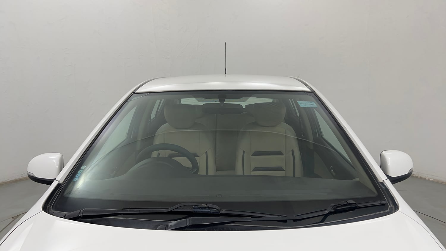 Used 2012 Hyundai i20 Sportz 1.2 BS-IV Petrol Manual exterior FRONT WINDSHIELD VIEW