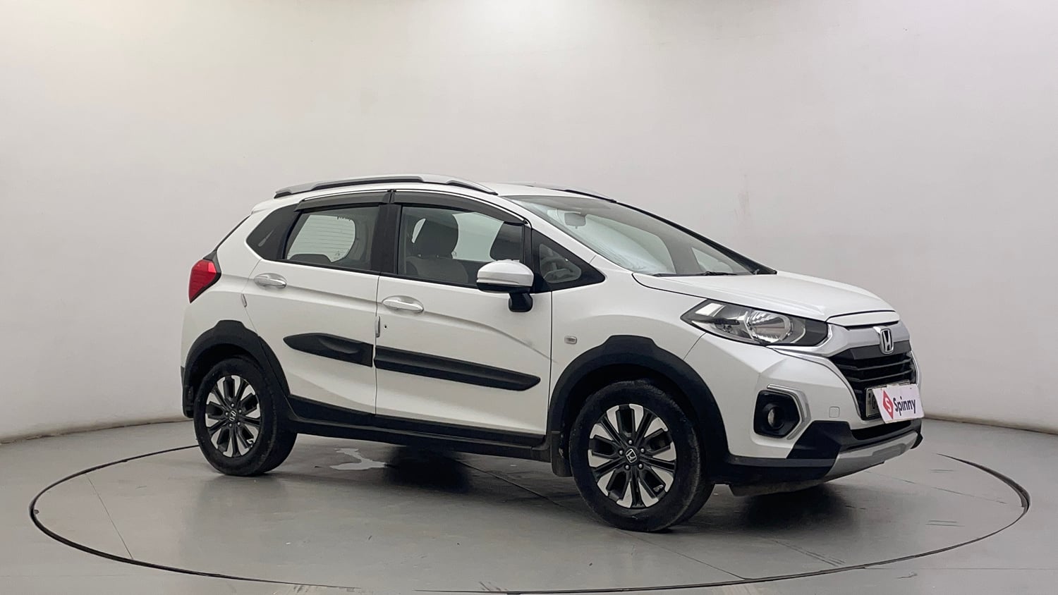Used 2021 Honda WR-V SV MT Diesel Diesel Manual exterior RIGHT FRONT CORNER VIEW