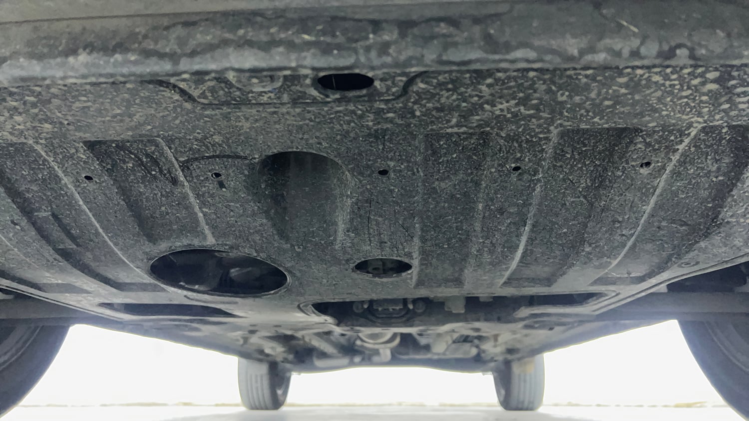 Used 2025 Hyundai Creta 1.5 MPi Petrol IVT SX(O) Petrol Automatic extra FRONT LEFT UNDERBODY VIEW