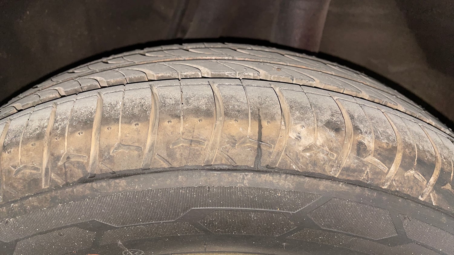 Used 2018 Honda Amaze 1.2 VX MT Petrol Petrol Manual tyres LEFT REAR TYRE TREAD VIEW