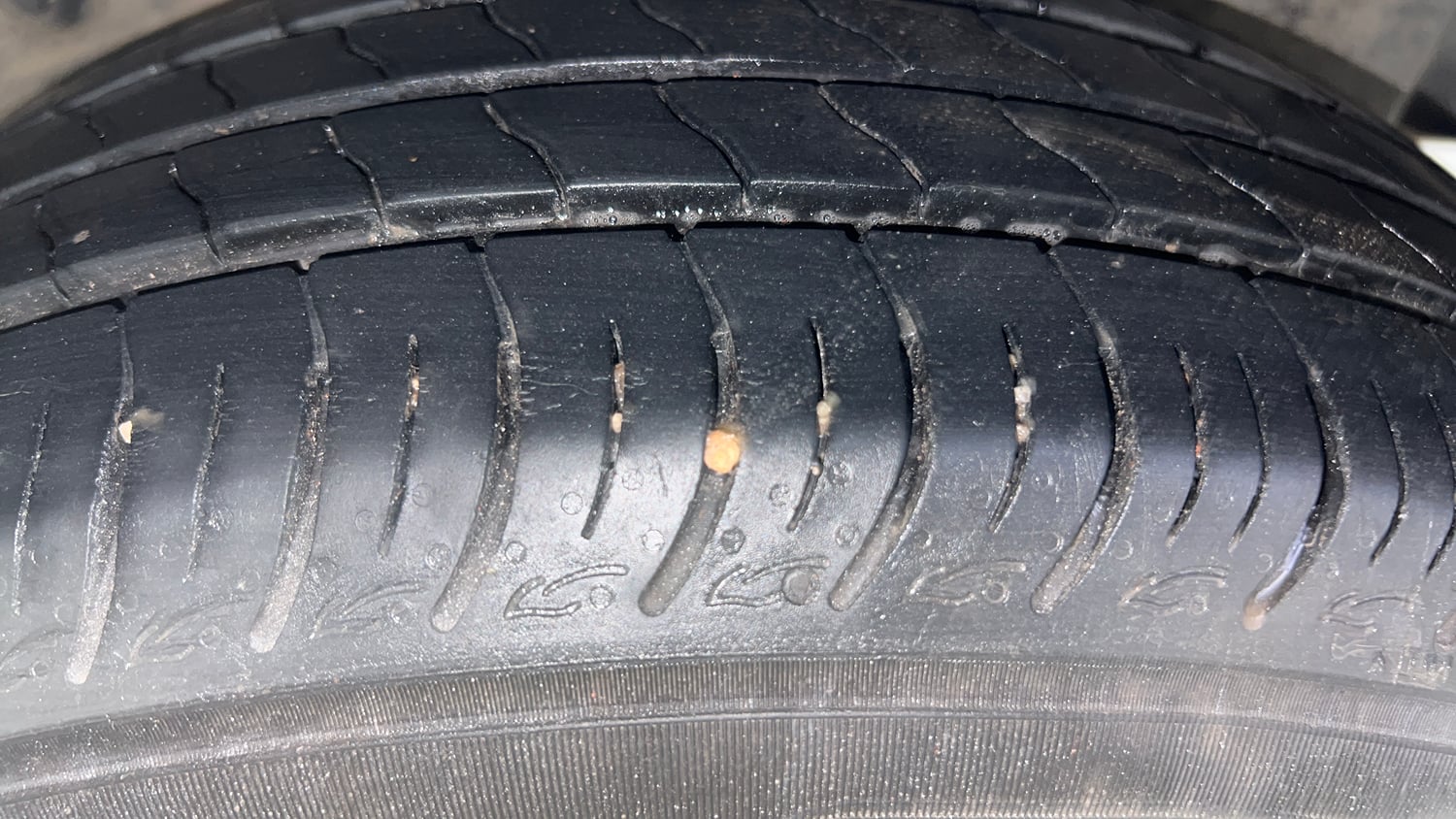 Used 2014 Toyota Etios G Petrol Manual tyres LEFT REAR TYRE TREAD VIEW